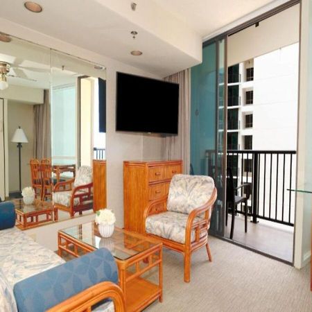 Private Condos In Waikiki, Private Car Rental Included, Beach Gear And Camping Gear Honolulu Exteriör bild
