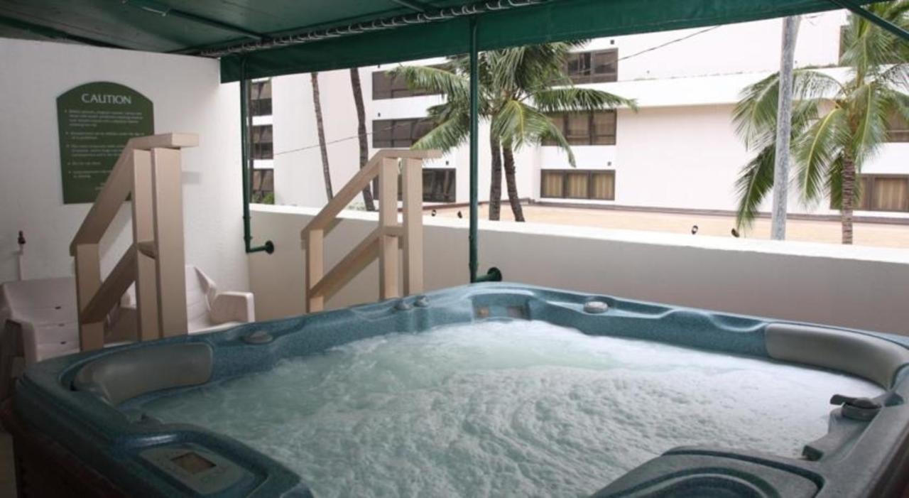 Private Condos In Waikiki, Private Car Rental Included, Beach Gear And Camping Gear Honolulu Exteriör bild